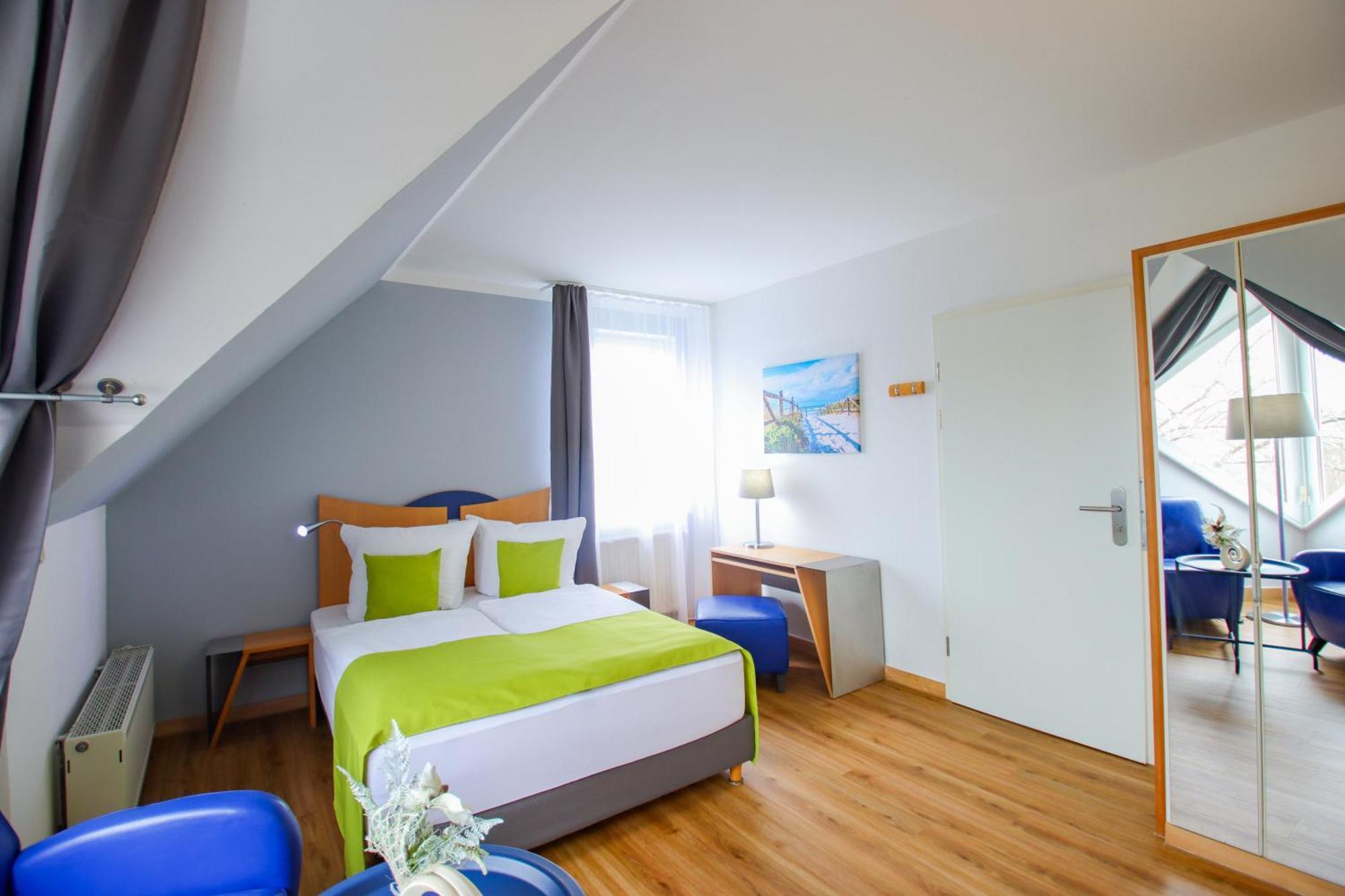 Inselhotel Kleiner Bodden Buschvitz Dış mekan fotoğraf
